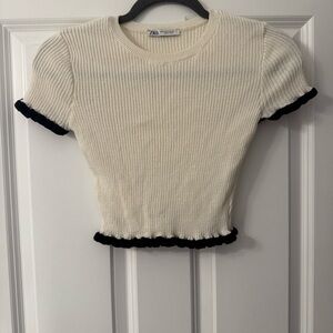 Zara Ivory Ribbed Crop Top with Black Edges